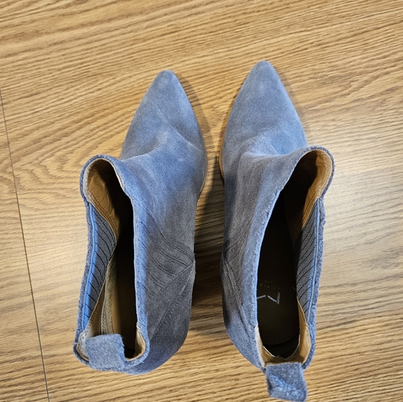 Marc Fisher ML Gadri Gray Leather Ankle Cowboy Boots - Picture 5 of 7